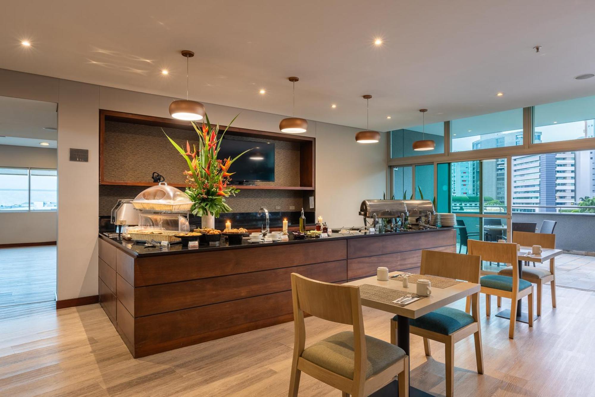 Estelar Apartamentos Медельин Экстерьер фото